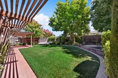 1724 Amber Leaf Way, Lodi, CA 95242 - Photo 21