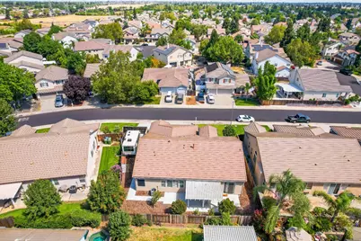 9408 Blue Diamond Way, Elk Grove, CA 95624 - Photo 59