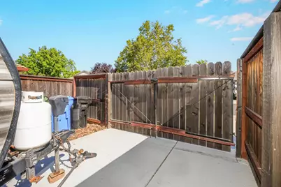9408 Blue Diamond Way, Elk Grove, CA 95624 - Photo 49