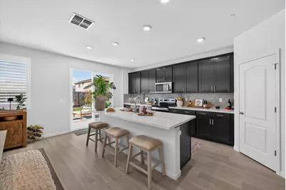 981 Carbahal Street, Winters, CA 95694 - Photo 3