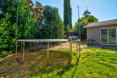 8348 Arroyo Vista Drive, Sacramento, CA 95823 - Photo 21