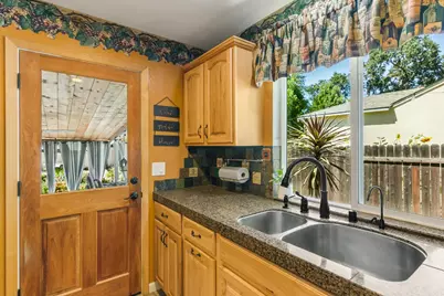 2533 Cambon Way, Sacramento, CA 95821 - Photo 17