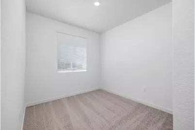 892 S Rossi Avenue, Stockton, CA 95215 - Photo 11