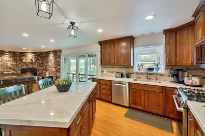 8655 Bader Road, Elk Grove, CA 95624 - Photo 17