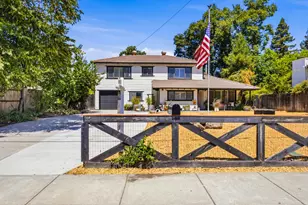 11 Anderson Ave, Winters, CA 95694 - Photo 1