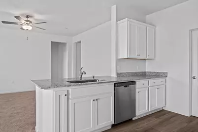 1016 S Del Mar Avenue, Stockton, CA 95215 - Photo 7
