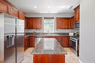 271 Candela Cir, Sacramento, CA 95835 - Photo 13