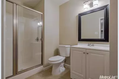 7522 Bowen Circle, Sacramento, CA 95822 - Photo 9