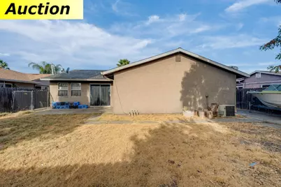 8339 Lancraft Drive, Sacramento, CA 95823 - Photo 17