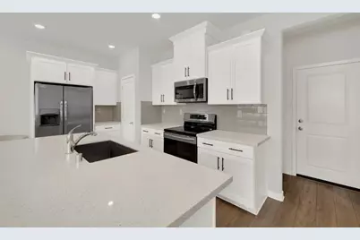 5301 E Commerce Way #67104, Sacramento, CA 95835 - Photo 13