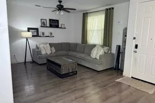 4515 Lerino Walk, Sacramento, CA 95823 - Photo 3