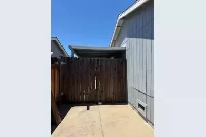 9670 N Jan Marie Way, Elk Grove, CA 95624 - Photo 7