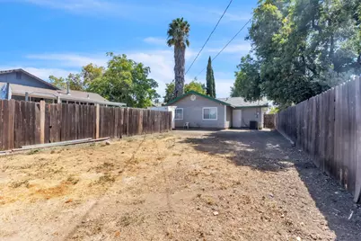3533 20th Avenue, Sacramento, CA 95820 - Photo 23