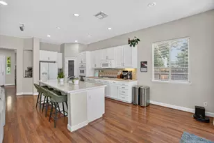 6216 Ravenna Way, Elk Grove, CA 95757 - Photo 9