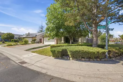 2 Rosto Court, Sacramento, CA 95823 - Photo 11
