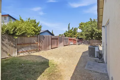 2 Rosto Court, Sacramento, CA 95823 - Photo 21