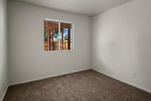 5300 Jacinto Ave, Sacramento, CA 95823 - Photo 35