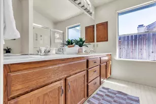 5923 Palm Springs Ct, Elk Grove, CA 95758 - Photo 17
