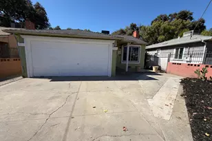 4046 Washington Ave, Sacramento, CA 95820 - Photo 1