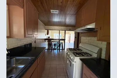 4046 Washington Avenue, Sacramento, CA 95820 - Photo 15