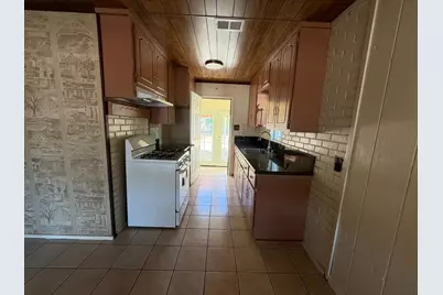 4046 Washington Avenue, Sacramento, CA 95820 - Photo 9