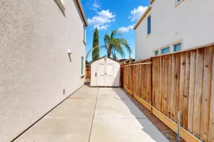 3818 Red Oak Ln, Stockton, CA 95205 - Photo 11