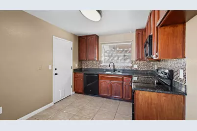 3533 Rancho Rio Way, Sacramento, CA 95834 - Photo 13