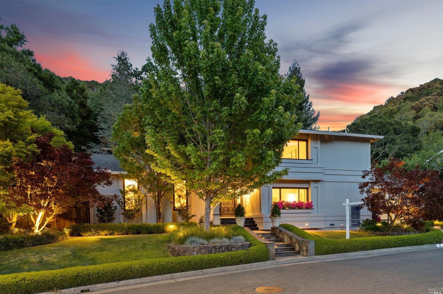 9 Caddy Ct, Novato CA  94949-5862 exterior