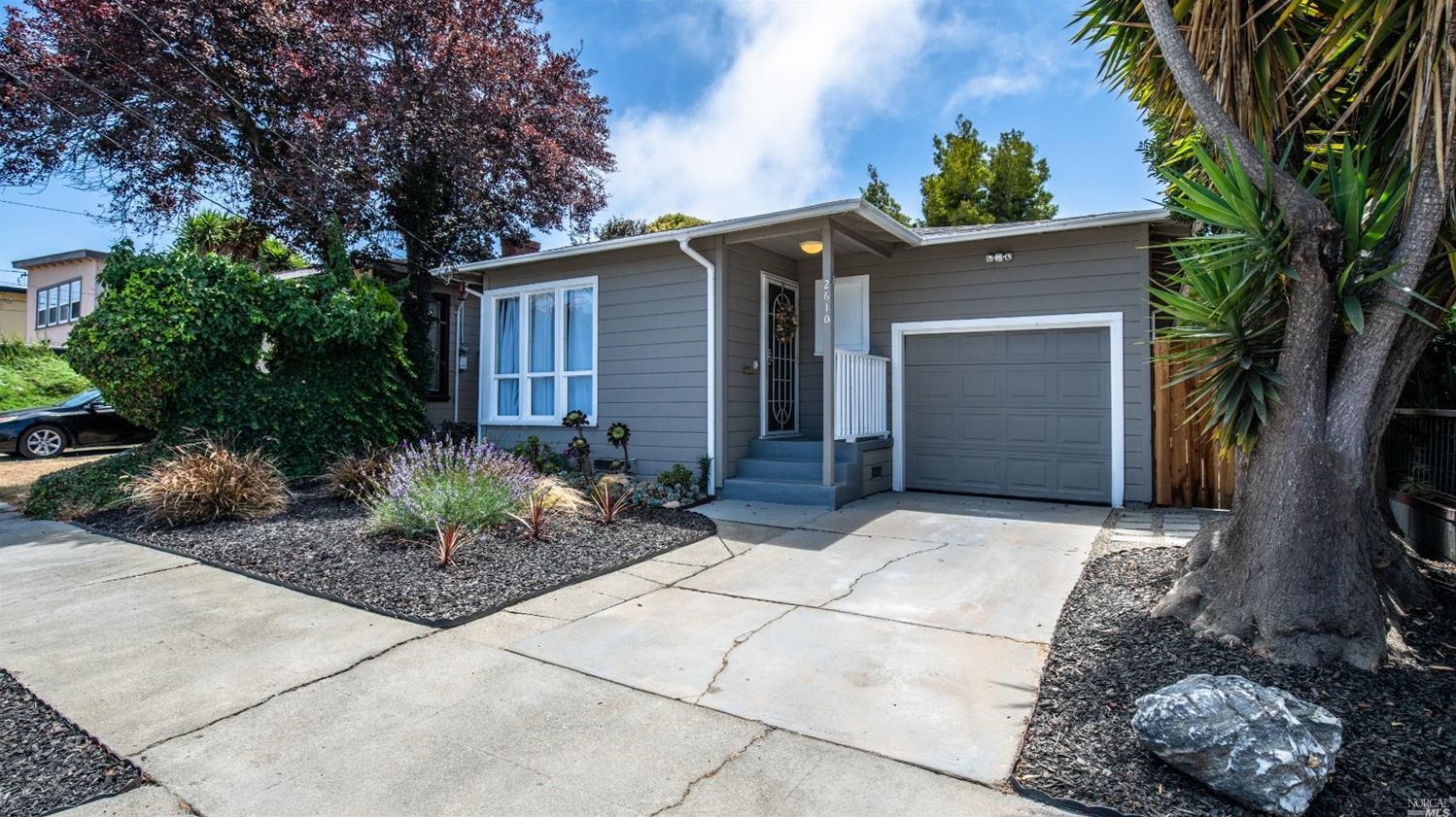 2610 Maricopa Ave, Richmond CA  94804-1012 exterior