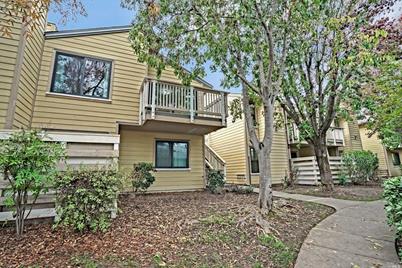 535 Mission Boulevard - Photo 1