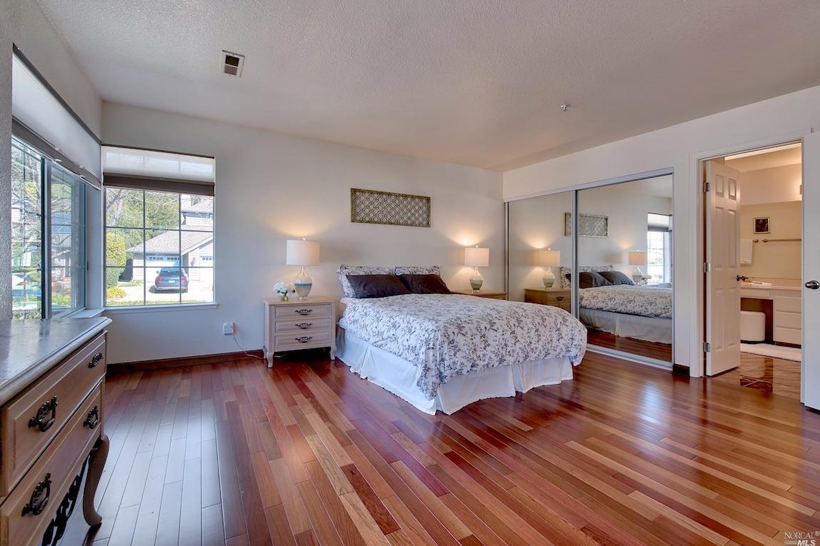 52 Bridle Path Ln, Novato CA  94945-1469 exterior
