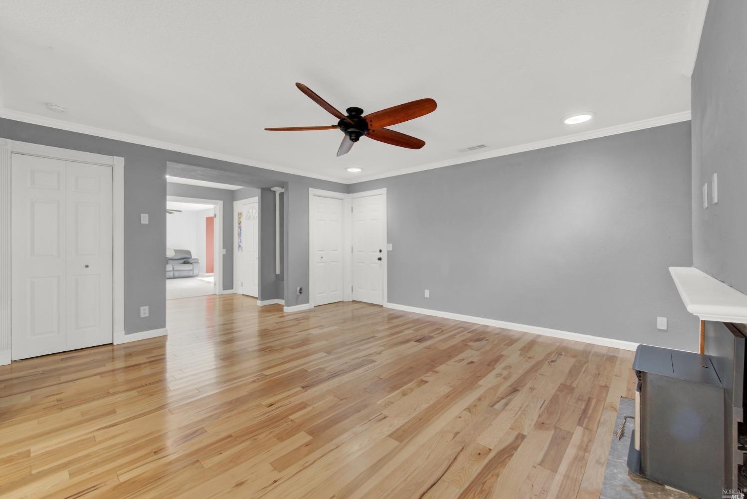 2511 Carnation Dr, Fairfield CA  94533-1511 exterior