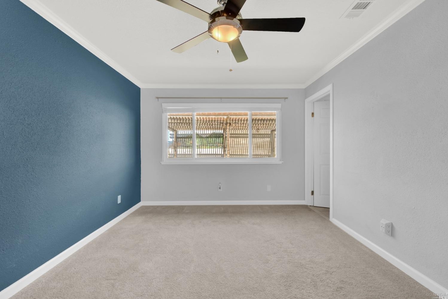2511 Carnation Dr, Fairfield CA  94533-1511 exterior