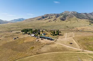 425 Constantia Rd, Doyle, CA 96109 - Photo 27