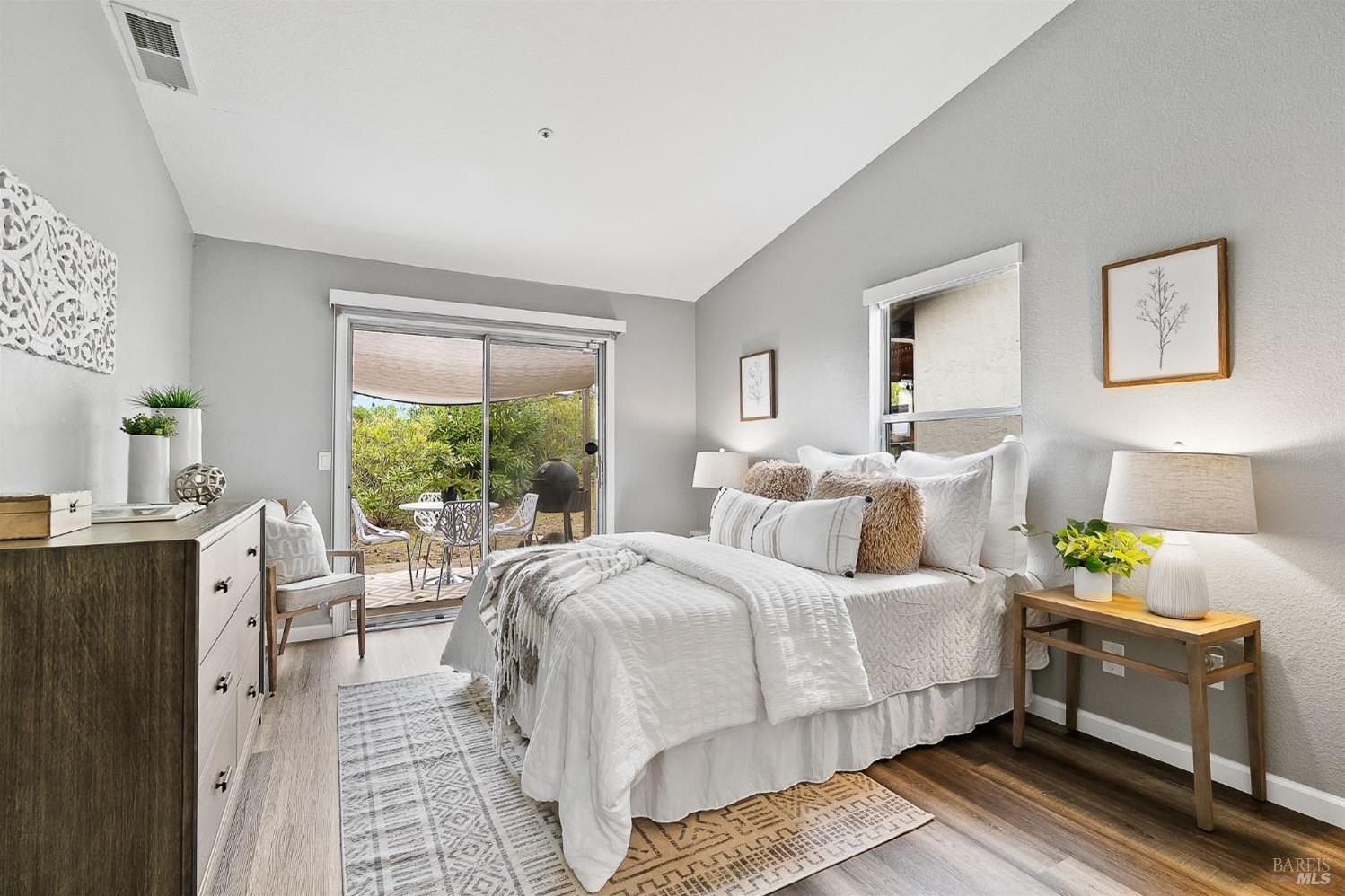 1771 Casa Grande St, Benicia CA  94510-2337 exterior