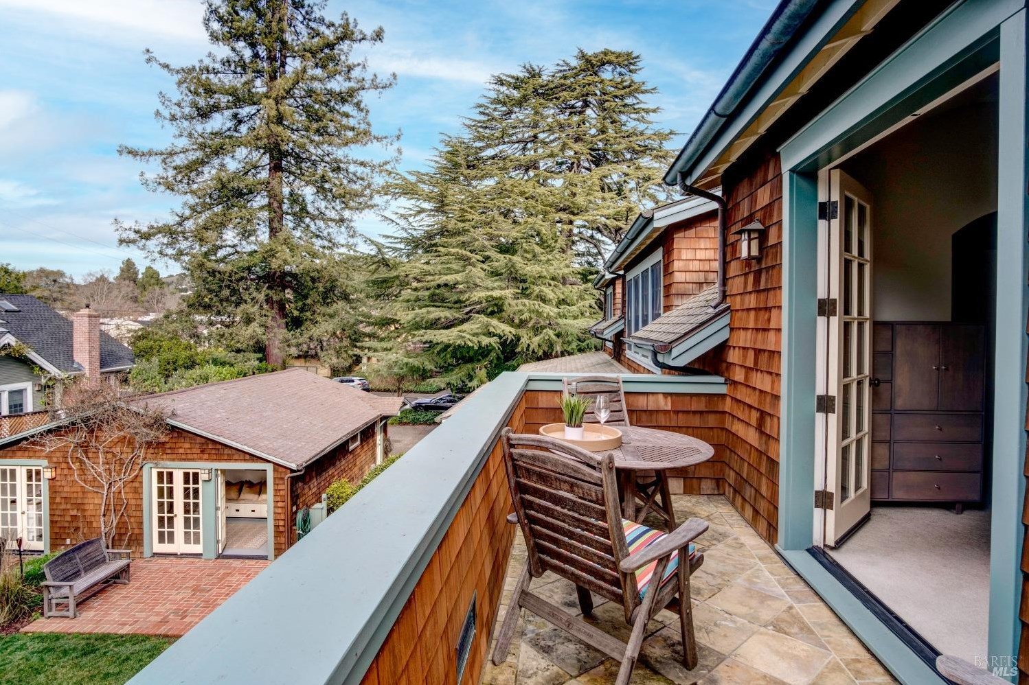 55 Alder Ave, San Anselmo CA 94960-1706 exterior