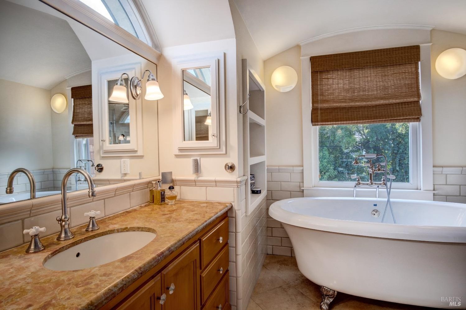 55 Alder Ave, San Anselmo CA 94960-1706 exterior