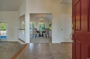 128 Village Oaks Ct, Healdsburg, CA 95448 - Photo 9