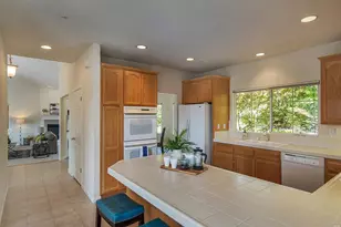 128 Village Oaks Ct, Healdsburg, CA 95448 - Photo 13