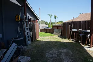 121 Forsythia Ct, Vallejo, CA 94589 - Photo 47