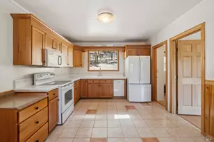 1200 Bennett Ln, Calistoga, CA 94515 - Photo 17