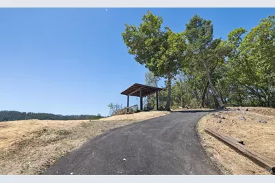 1200 Bennett Lane, Calistoga, CA 94515 - Photo 29