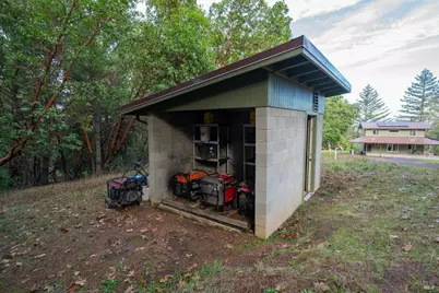 8450 Orr Springs Road, Ukiah, CA 95482 - Photo 19