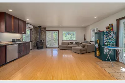 8450 Orr Springs Road, Ukiah, CA 95482 - Photo 11