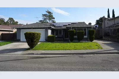 142 Zinnia Circle, Vallejo, CA 94591 - Photo 1