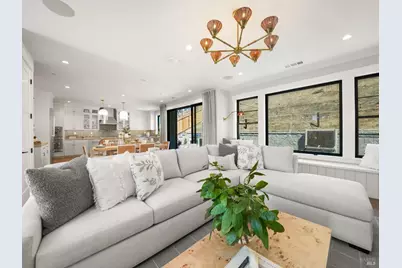 27 Erin Drive, San Rafael, CA 94903 - Photo 5