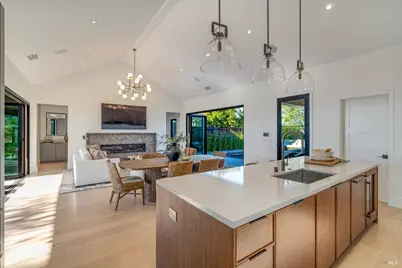 110 Vintners Court, Napa, CA 94559 - Photo 9