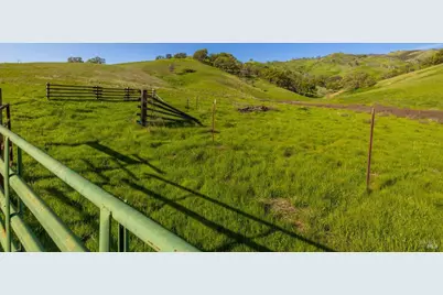 8725 Quail Canyon Road, Vacaville, CA 95688 - Photo 63