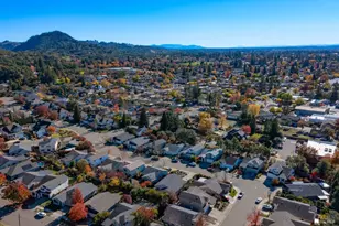 111 Philip Dr, Healdsburg, CA 95448 - Photo 19