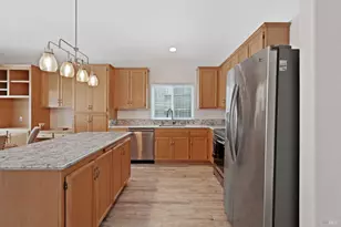 111 Philip Dr, Healdsburg, CA 95448 - Photo 7